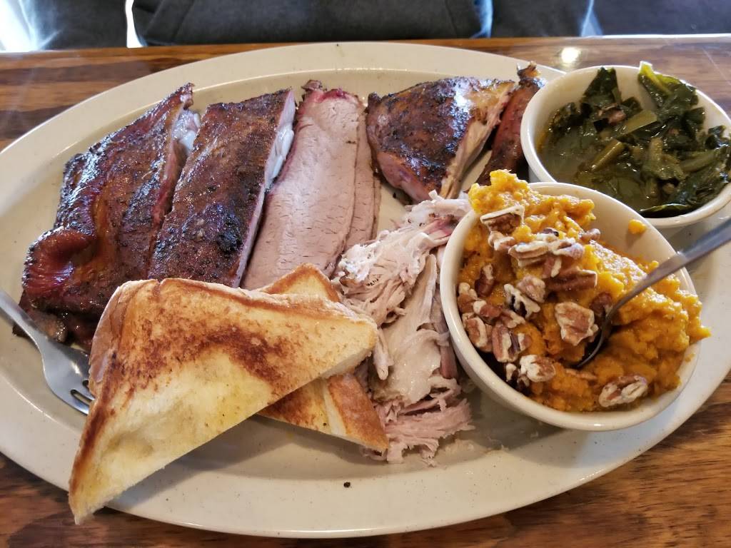 Monroes Smokehouse Bar-B-Q | restaurant | 10771 Beach Blvd, Jacksonville, FL 32246, USA | 9049967900 OR +1 904-996-7900