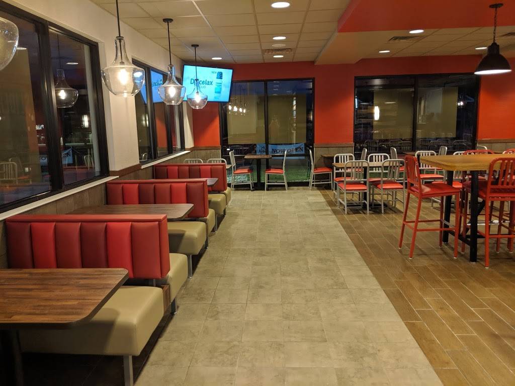 Arbys | meal takeaway | 2910 S 120th St, Omaha, NE 68144, USA | 4023342922 OR +1 402-334-2922