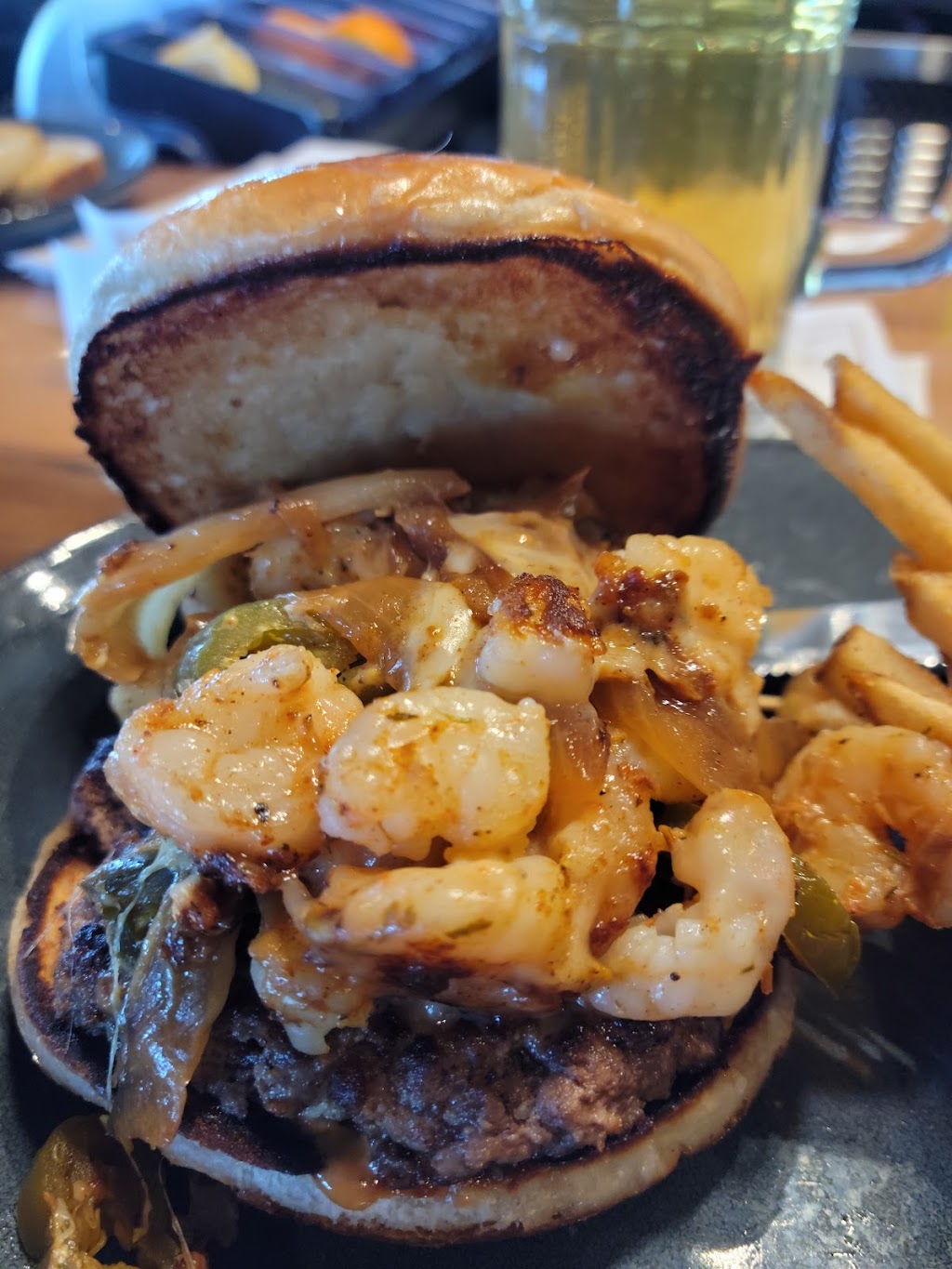 Walk-Ons | restaurant | 23213 Grand Cir Blvd, Katy, TX 77449, USA | 2817695959 OR +1 281-769-5959