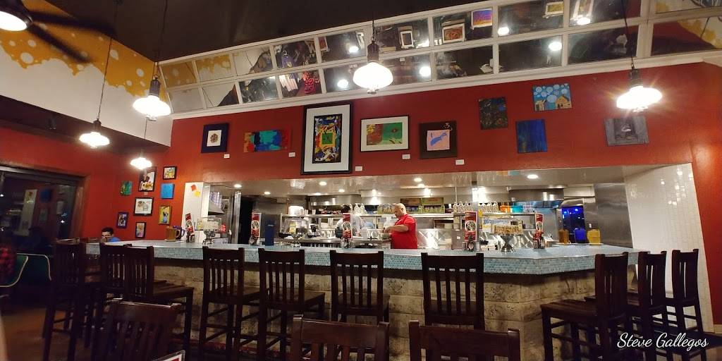 BuzzBrews Lakewood | restaurant | 5815 Live Oak St #102, Dallas, TX 75214, USA | 2143705815 OR +1 214-370-5815