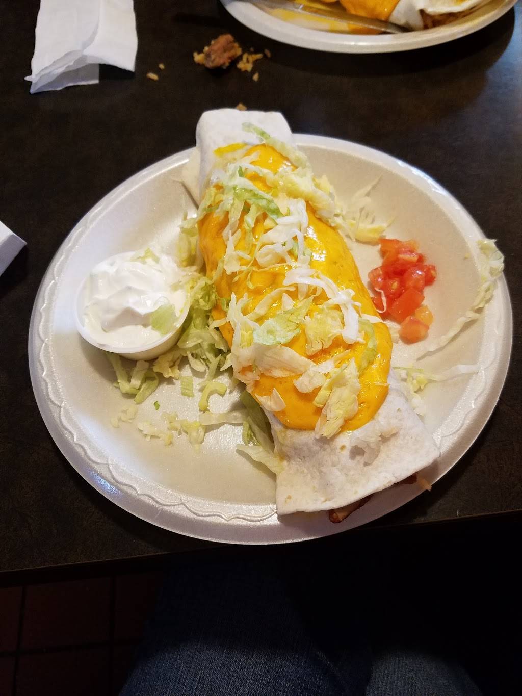 Adolphs Mexican Foods | restaurant | 2903 Avenue of the Cities, Moline, IL 61265, USA | 3097978408 OR +1 309-797-8408