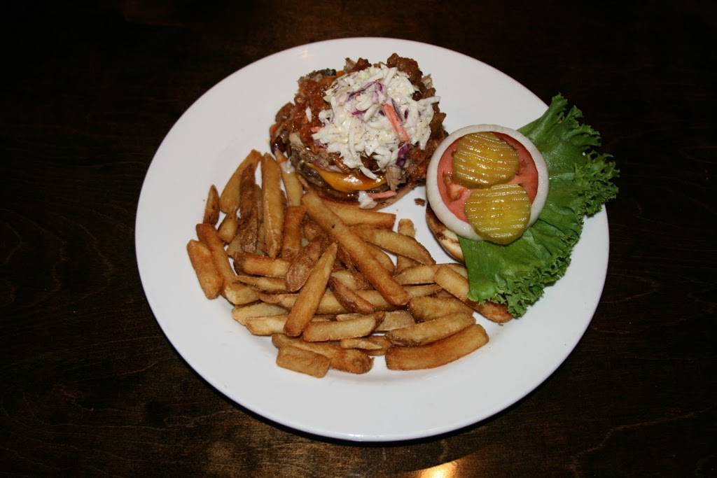 Blackstone Smokehouse & Pub | restaurant | 2801 Raeford Rd, Fayetteville, NC 28303, USA | 9104917029 OR +1 910-491-7029