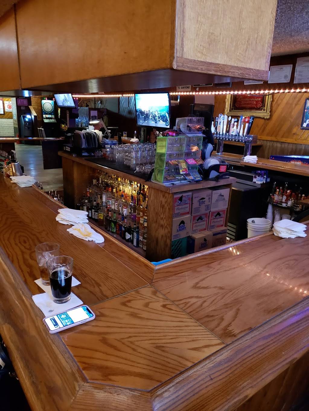 Yucca Tap Room | restaurant | 29 W Southern Ave, Tempe, AZ 85282, USA | 4809674777 OR +1 480-967-4777