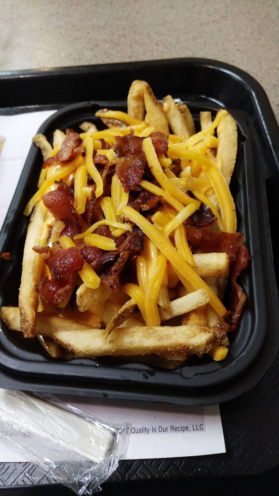 Wendys | restaurant | 21548 FM471, Natalia, TX 78059, USA | 8306639997 OR +1 830-663-9997