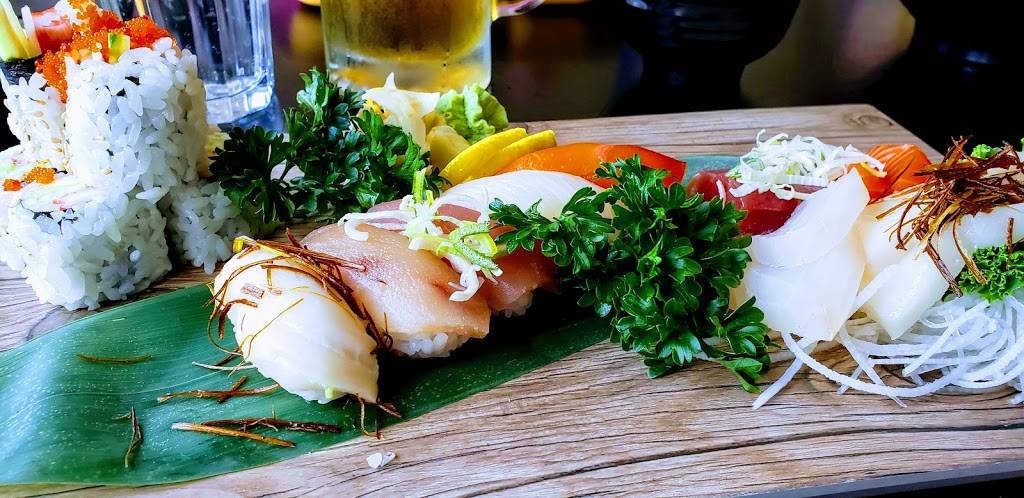 Kibo Sushi | restaurant | 701 St Clair Ave W, Toronto, ON M6C 1B2, Canada | 4166518302 OR +1 416-651-8302