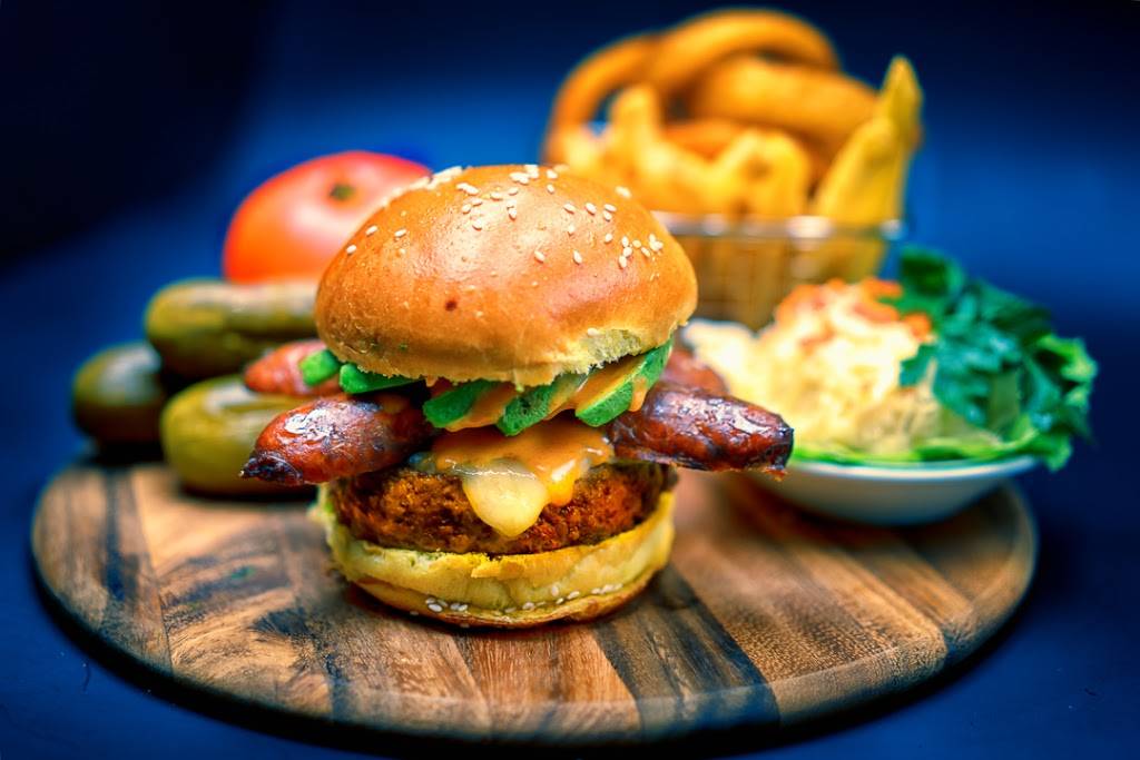 Laurel Diner | restaurant | 300 W Park Ave, Long Beach, NY 11561, USA | 5164327728 OR +1 516-432-7728