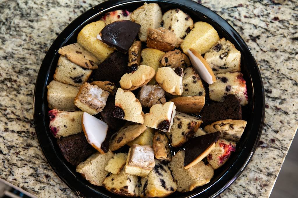 Hot Bagels & More | restaurant | 212 Pacific Ave, Atlantic City, NJ 08401, USA | 6095413488 OR +1 609-541-3488