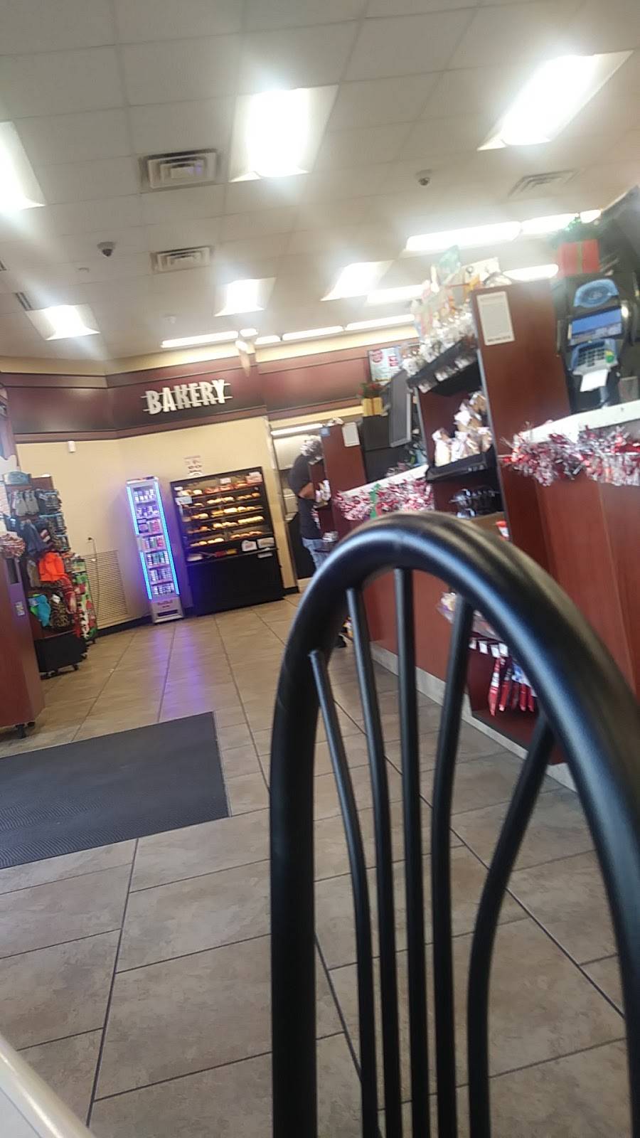 Caseys | meal takeaway | 1700 S 3rd St, Terre Haute, IN 47802, USA | 8122318638 OR +1 812-231-8638