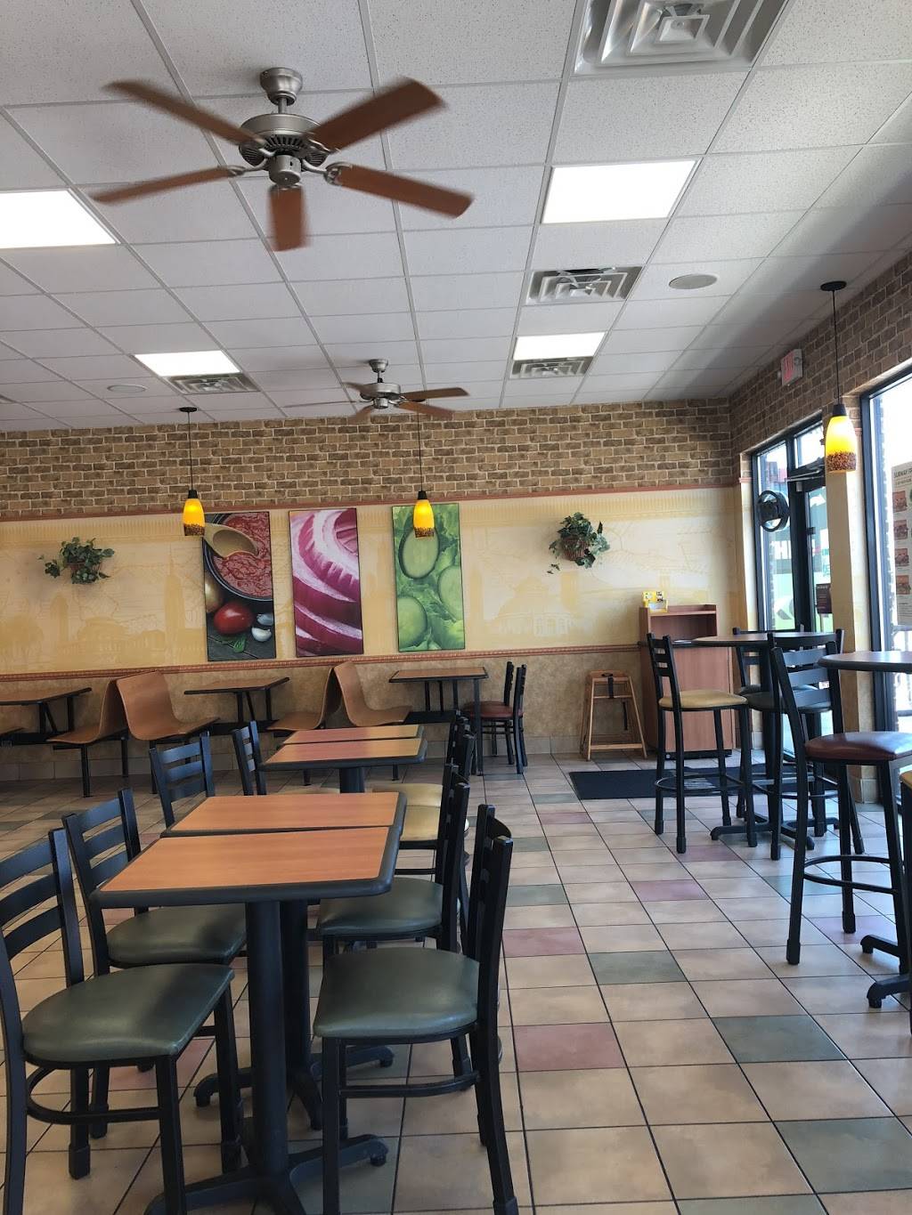 Subway Restaurants | restaurant | 5416 E Grand Ave, Dallas, TX 75223, USA | 4699177409 OR +1 469-917-7409