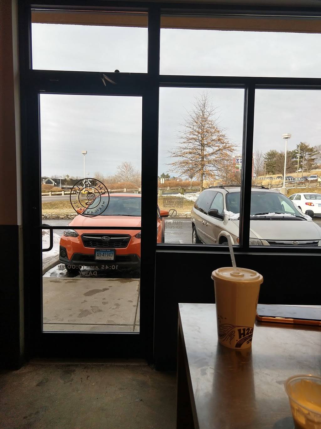 Chipotle Mexican Grill | restaurant | 3575 Berlin Turnpike Unit B, Newington, CT 06111, USA | 8606677094 OR +1 860-667-7094