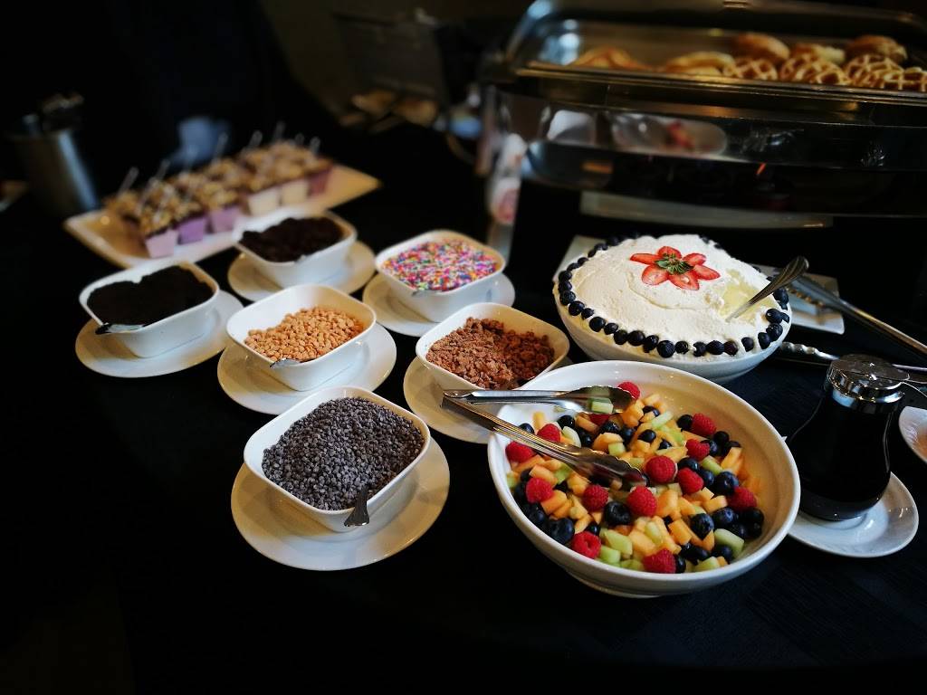 The Manor ByPeterandPauls.com | restaurant | 16750 Weston Rd, Kettleby, ON L0G 1J0, Canada | 9059392800 OR +1 905-939-2800