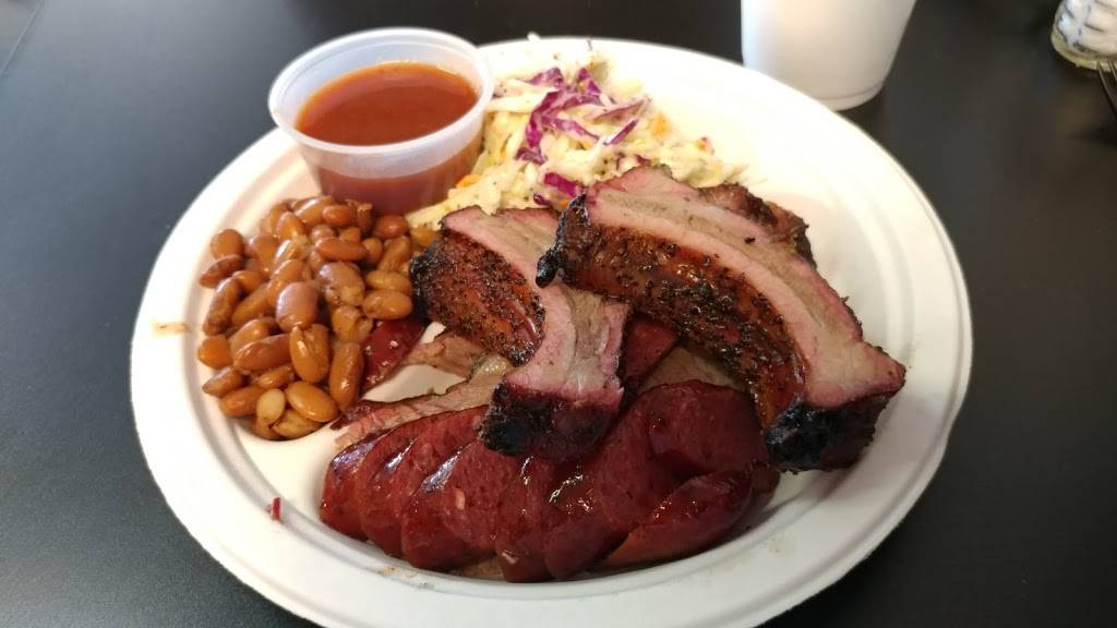 Berts Bar-B-Q | meal takeaway | 907 W 24th St, Austin, TX 78705, USA | 5124742613 OR +1 512-474-2613