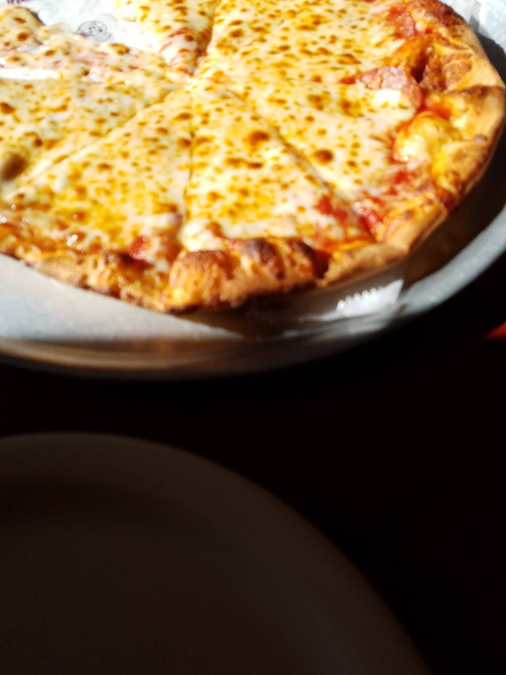 Giovannis Pizza | restaurant | 383 Main St, South Shore, KY 41175, USA | 6069326466 OR +1 606-932-6466