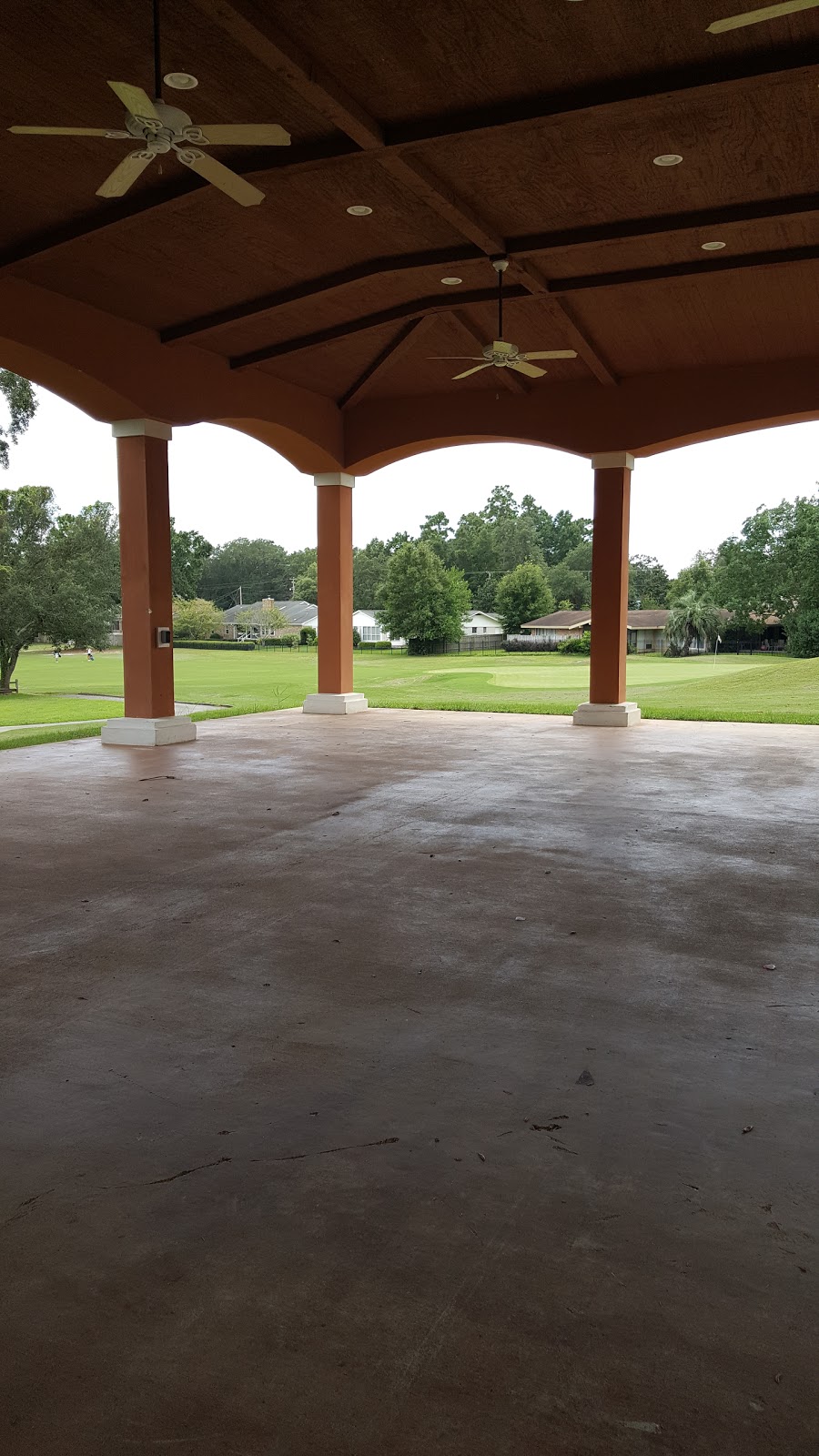 Scenic Hills Country Club | restaurant | 8891 Burning Tree Rd, Pensacola, FL 32514, USA | 8504760380 OR +1 850-476-0380