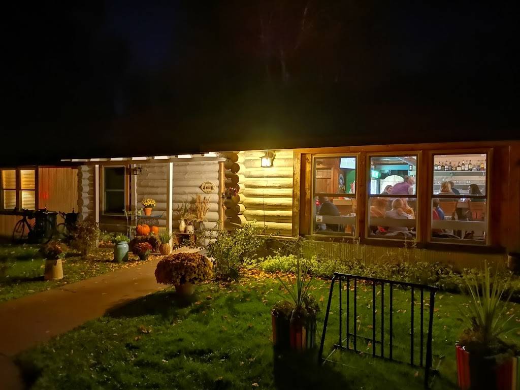 The Hitching Post Bar & Grill | restaurant | 4849 Glidden Dr, Sturgeon Bay, WI 54235, USA | 9208181114 OR +1 920-818-1114