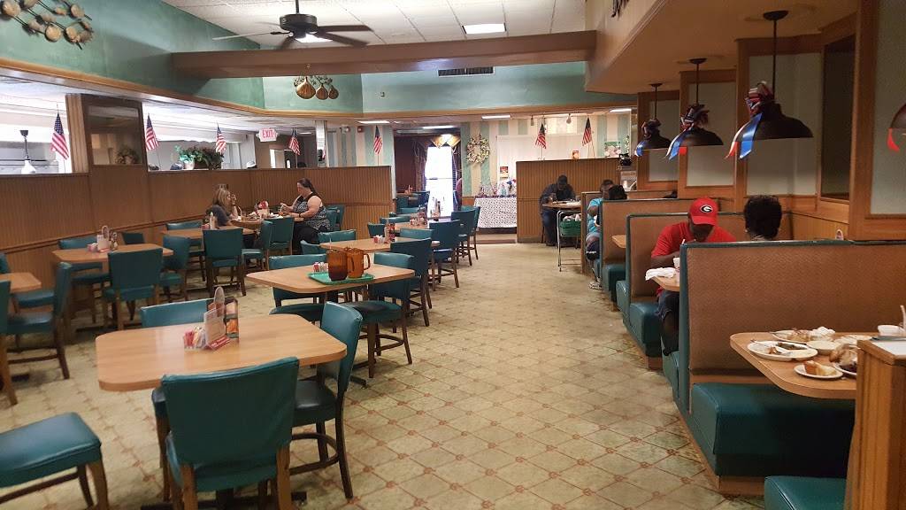 S & S Cafeteria | restaurant | 3724 Bloomfield Village Dr, Macon, GA 31206, USA | 4787885913 OR +1 478-788-5913