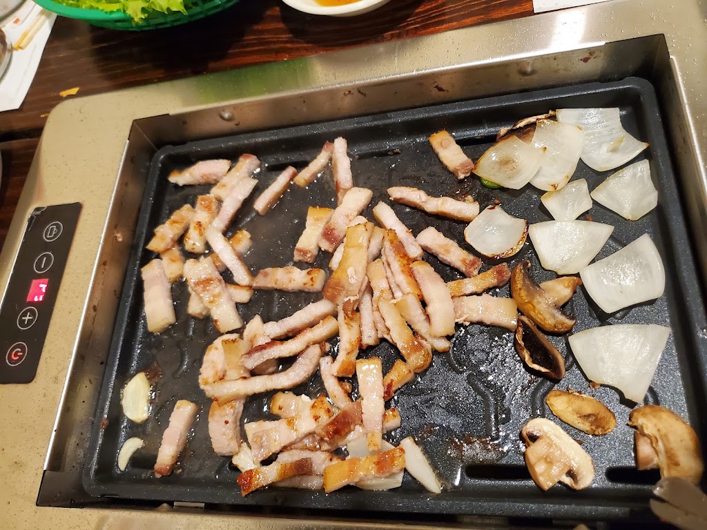 Korean BBQ | restaurant | 858 S Fort Hood St, Killeen, TX 76541, USA | 2542130785 OR +1 254-213-0785