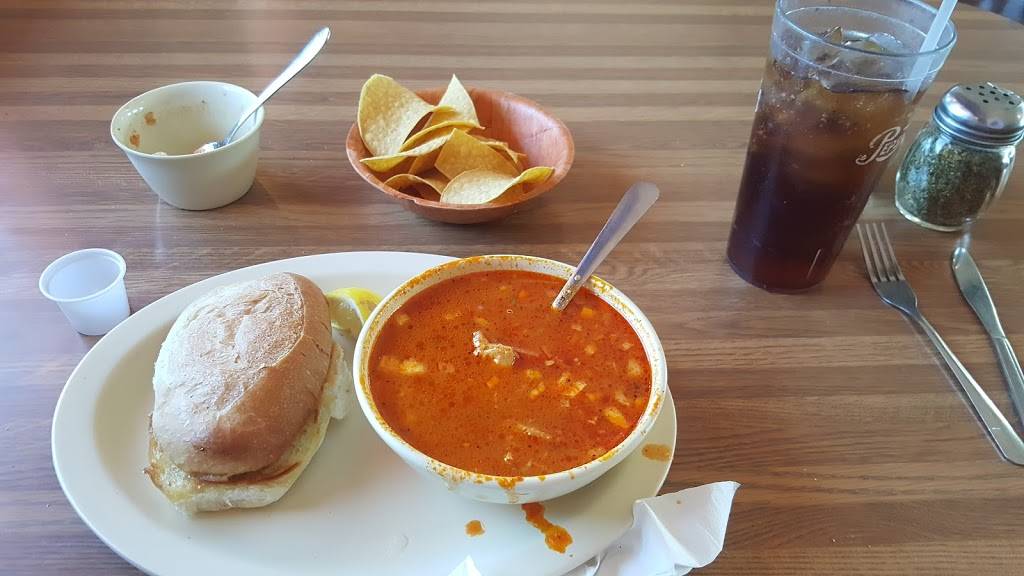 Tejas Cafe | restaurant | 9757 Dyer St, El Paso, TX 79924, USA | 9157551220 OR +1 915-755-1220