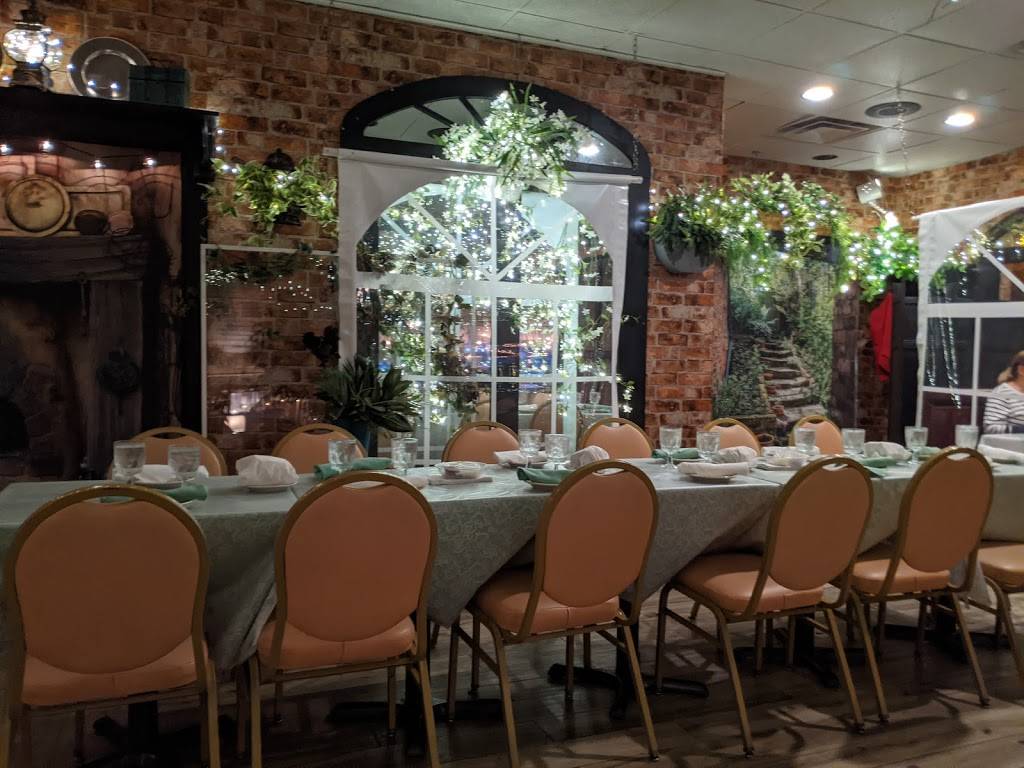 Macera’s restaurant | restaurant | 957 Reservoir Ave, Cranston, RI 02910, USA | 4014635303 OR +1 401-463-5303