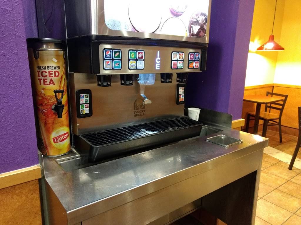 Taco Bell | meal takeaway | 610 Westfield Rd, Noblesville, IN 46060, USA | 3177760795 OR +1 317-776-0795