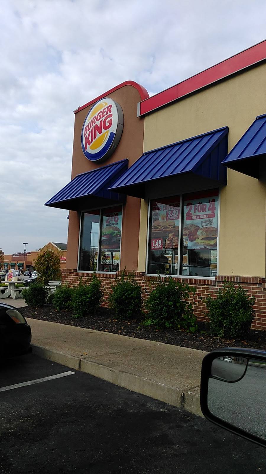 Burger King | restaurant | 932 Loughborough Ave, St. Louis, MO 63111, USA | 3144571011 OR +1 314-457-1011