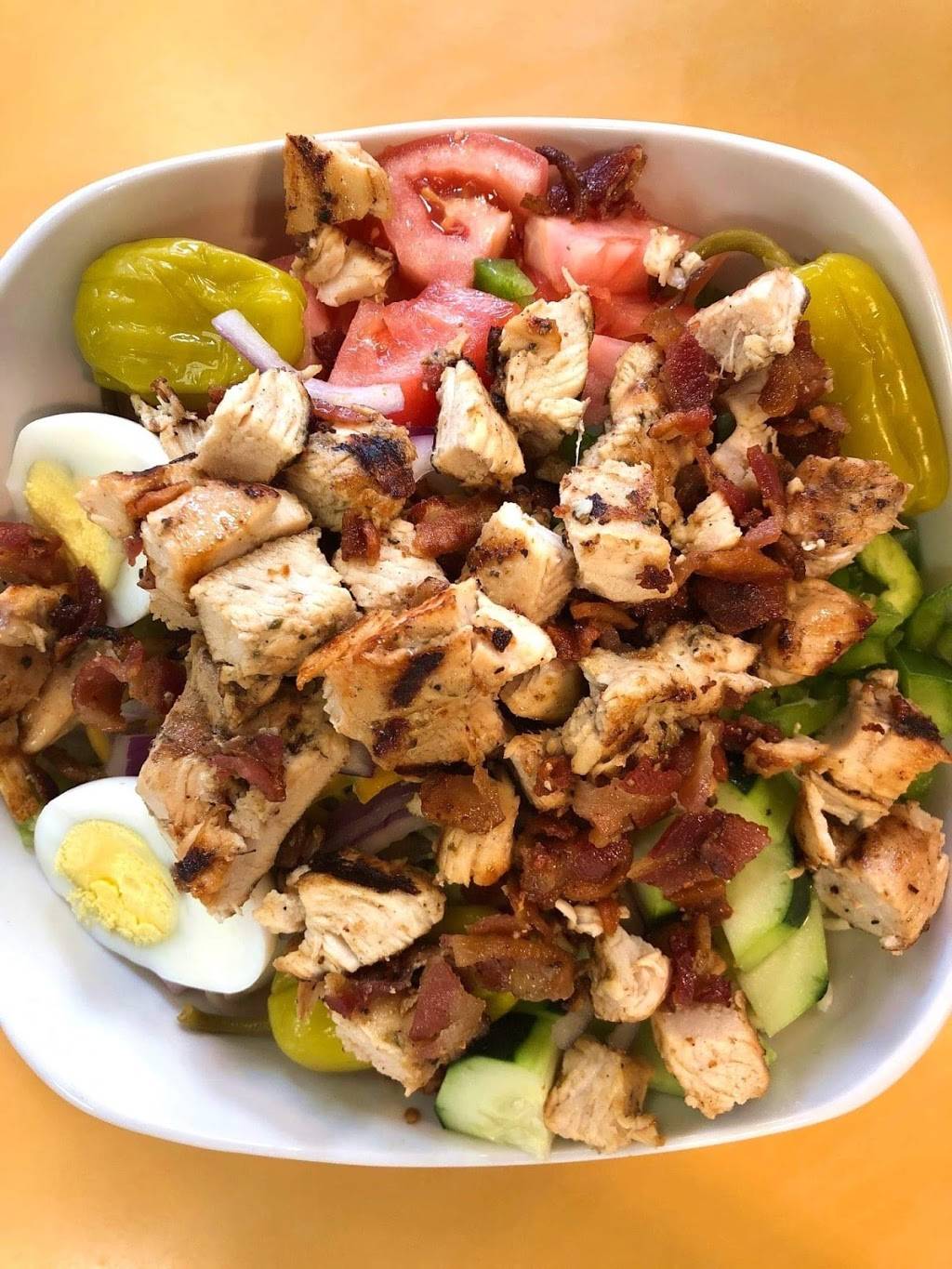 Earls Diner | restaurant | 1861 E 9 Mile Rd, Ferndale, MI 48220, USA | 2486294500 OR +1 248-629-4500