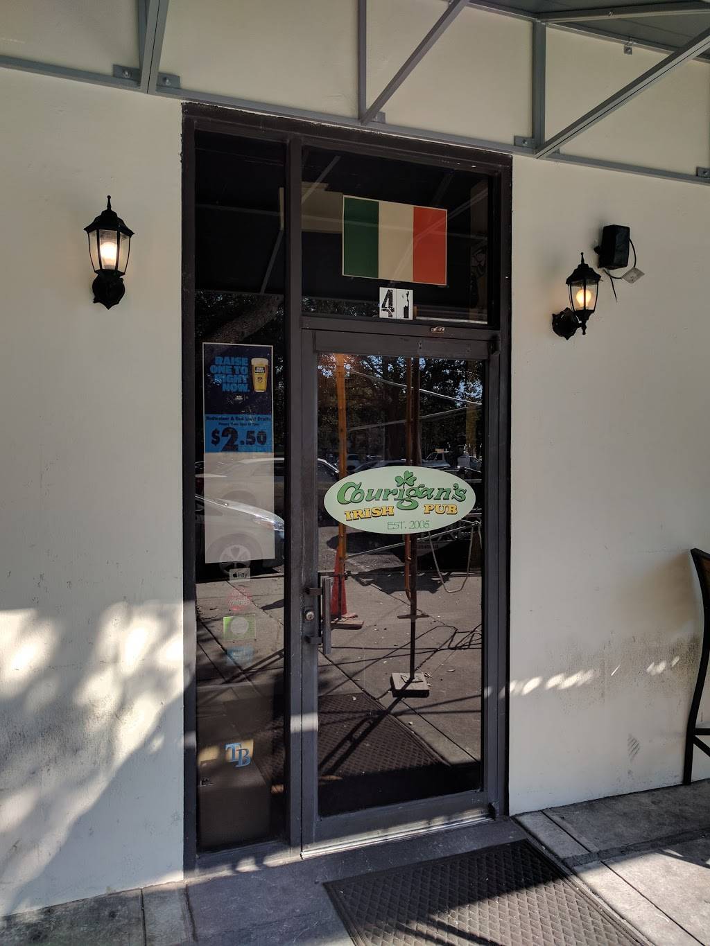 Courigans Irish Pub | restaurant | 1 Beach Dr SE ste 41, St. Petersburg, FL 33701, USA | 7275519019 OR +1 727-551-9019