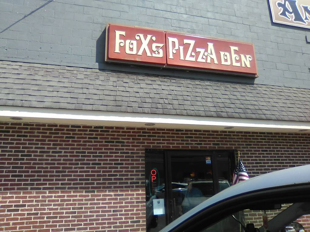 Foxs Pizza Den | restaurant | 259 N 3rd St, Oakland, MD 21550, USA | 3013343212 OR +1 301-334-3212
