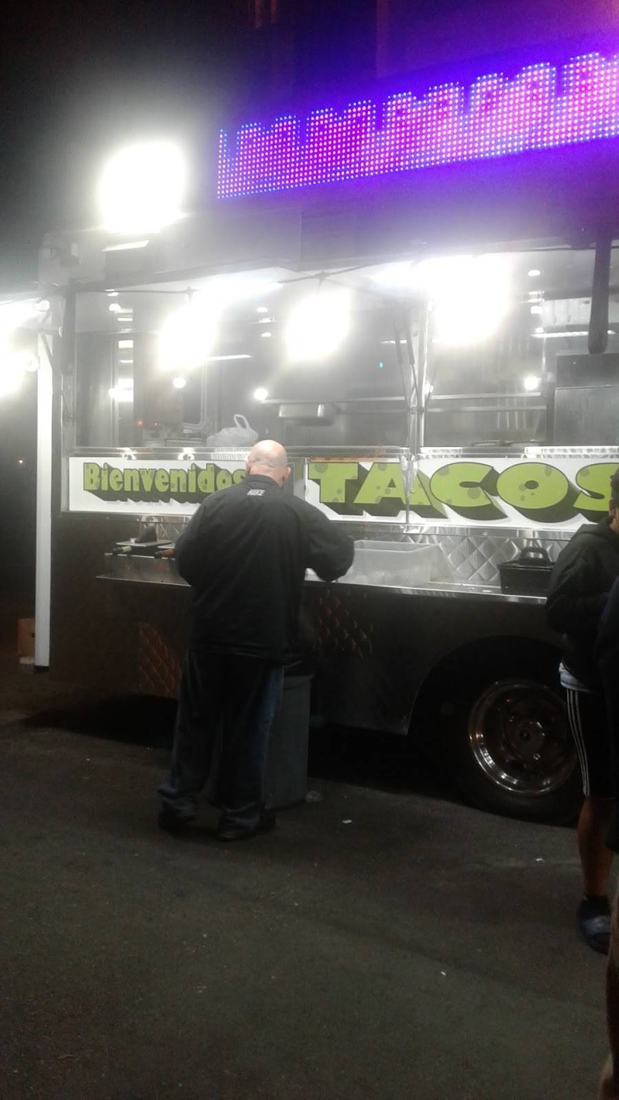 Tacos "El Sapo" Long Beach | restaurant | atlantic, 550 W Pacific Coast Hwy, Long Beach, CA 90806, USA | 3232003711 OR +1 323-200-3711