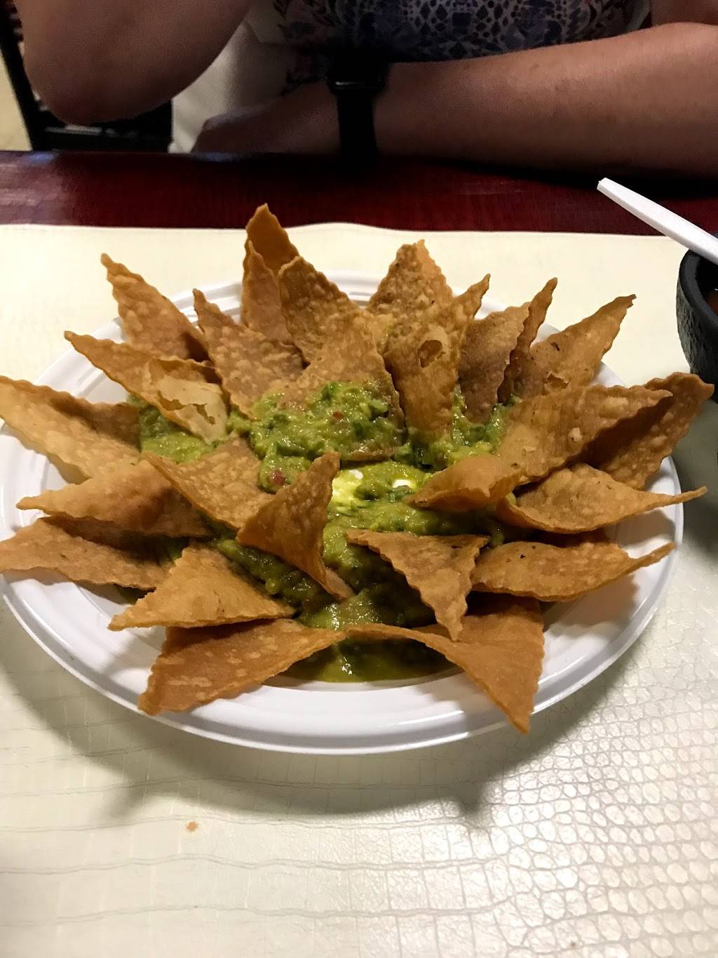 Los Compadres | restaurant | 243 Old Walt Whitman Rd, Huntington Station, NY 11746, USA | 6313518384 OR +1 631-351-8384