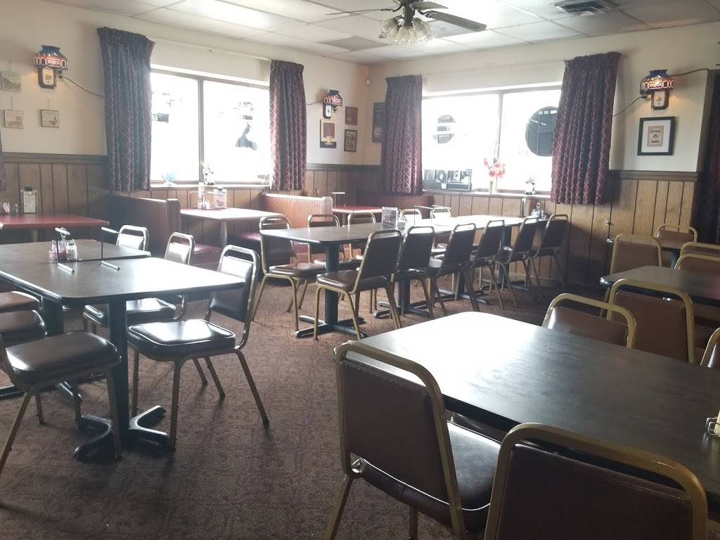 Serras Pizzeria | restaurant | 12218 McKelvey Rd, Maryland Heights, MO 63043, USA | 3147390881 OR +1 314-739-0881