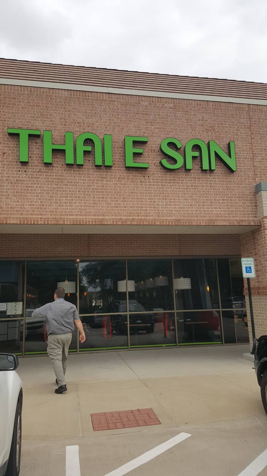 Thai E San Restaurant | restaurant | 7447 N MacArthur Blvd, Irving, TX 75063, USA | 9729108846 OR +1 972-910-8846