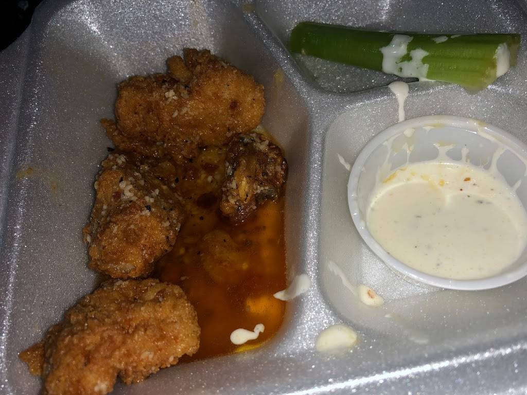 Voodoo Wing Company | restaurant | 6728 W Cheyenne Ave, Las Vegas, NV 89108, USA | 7026310004 OR +1 702-631-0004