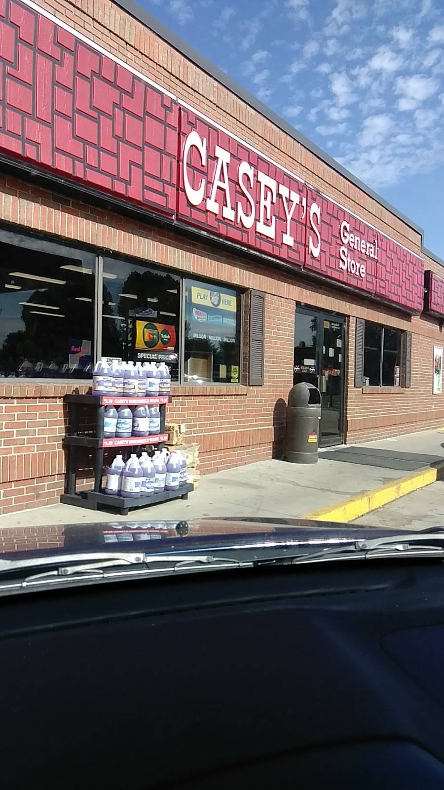 Caseys | meal takeaway | 900 N Old St Louis Rd, Hartford, IL 62048, USA | 6182545200 OR +1 618-254-5200