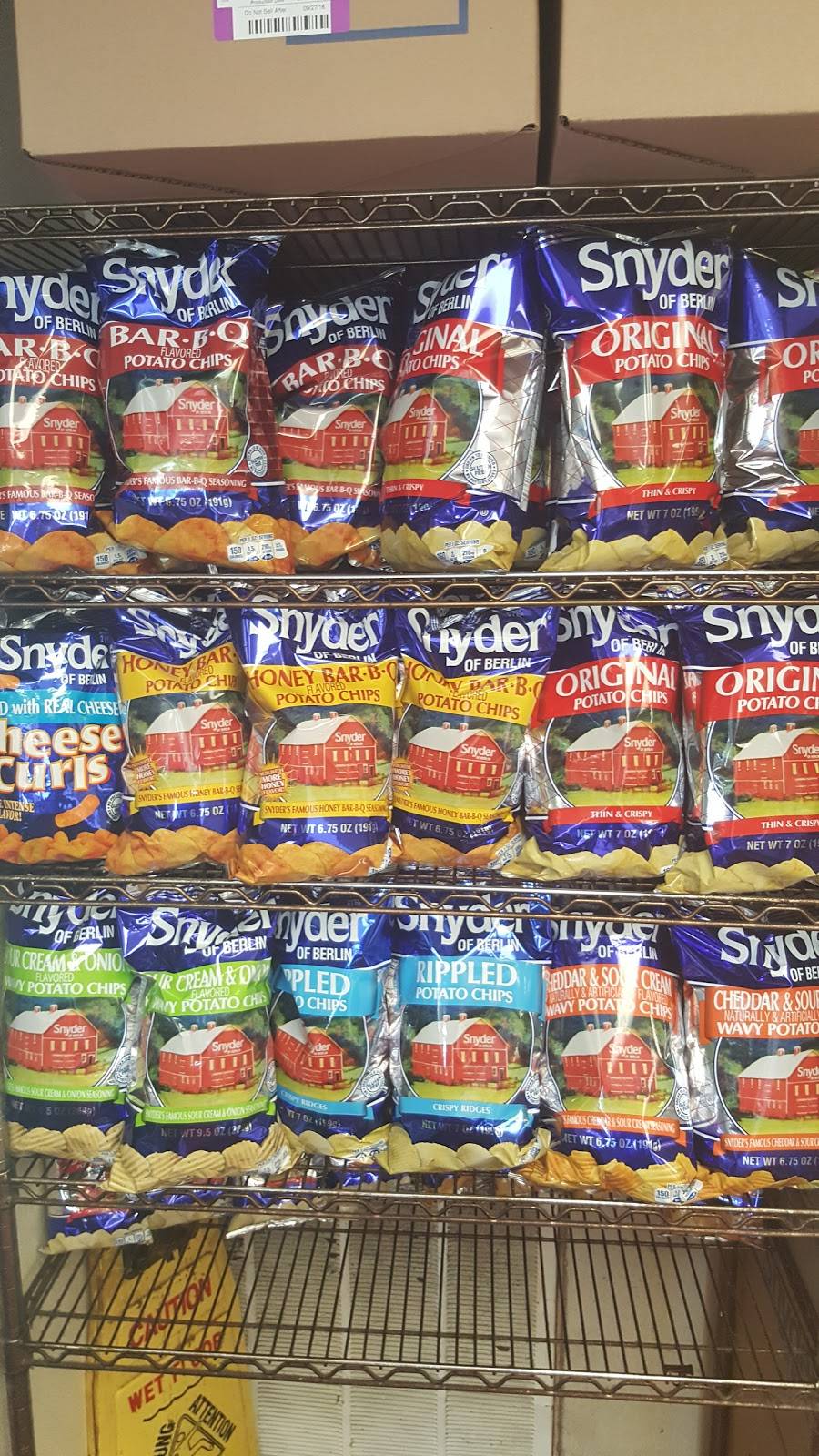 Cannonsburg Giovannis | restaurant | 1724 Cannonsburg Rd # 5, Ashland, KY 41102, USA | 6069280321 OR +1 606-928-0321