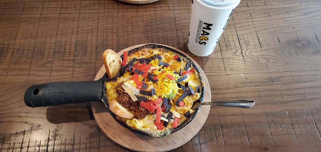 MACS (Macaroni And Cheese Shop) Oak Creek | restaurant | 120 W Town Square Way STE 500, Oak Creek, WI 53154, USA | 4142157733 OR +1 414-215-7733