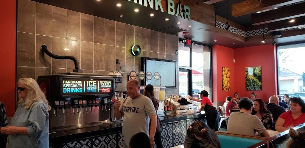 Cafe Rio Mexican Grill | restaurant | 7151 Warner Ave, Huntington Beach, CA 92647, USA | 7146563740 OR +1 714-656-3740