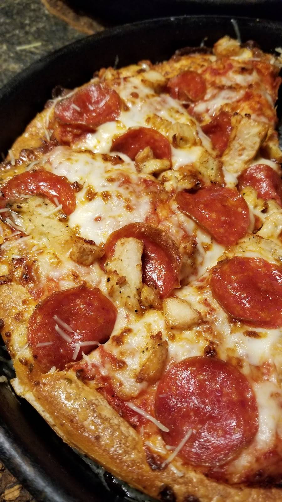 Pizza Hut | restaurant | 6825 Tilton Rd, Egg Harbor Township, NJ 08234, USA | 6096412499 OR +1 609-641-2499