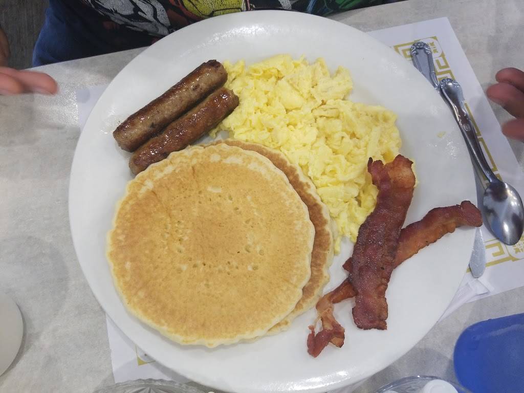 Portage House of Pancakes | restaurant | 5900 US-6, Portage, IN 46368, USA | 2197629588 OR +1 219-762-9588