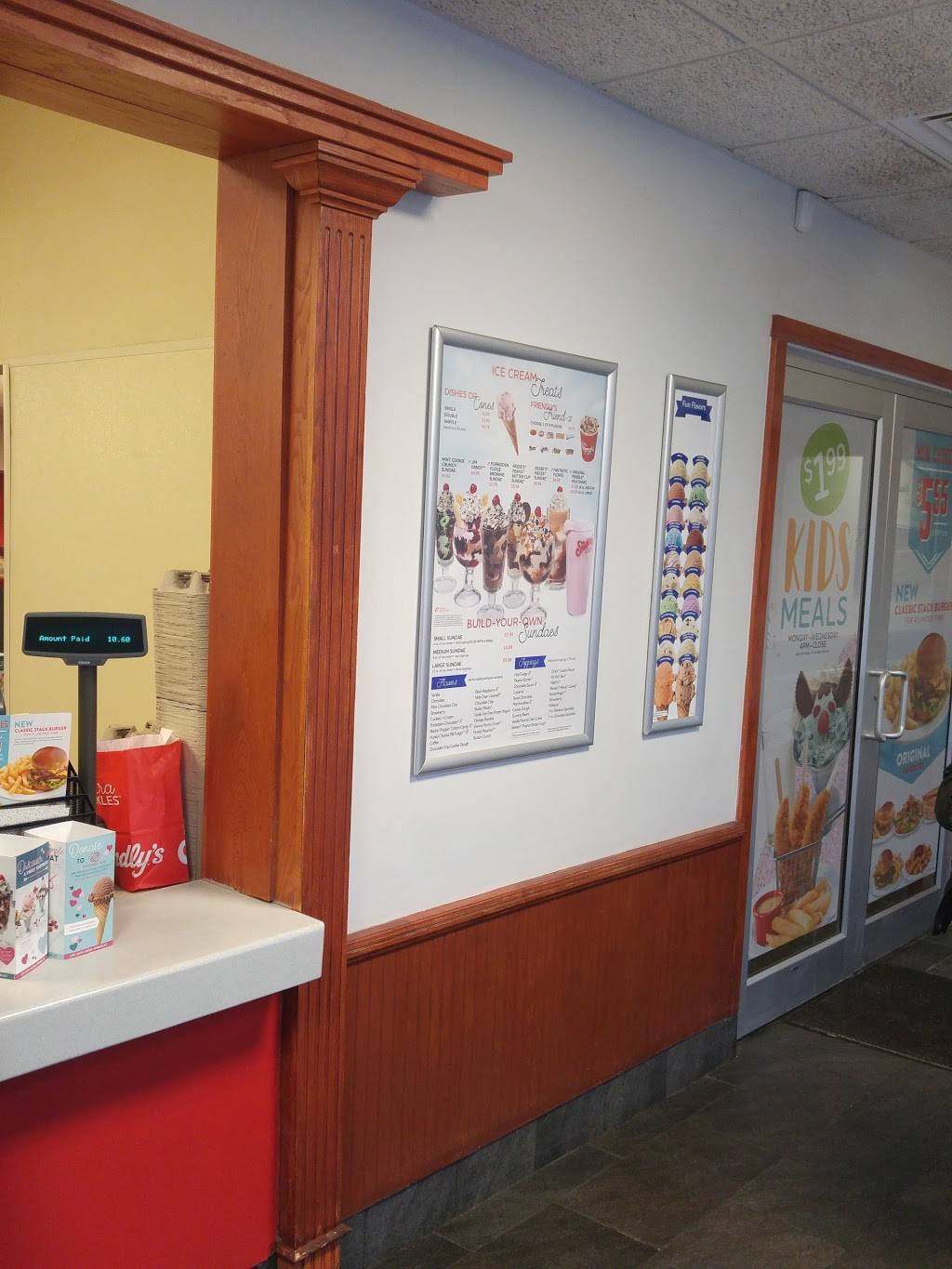 Friendlys | restaurant | 18 Pearson Blvd, Gardner, MA 01440, USA | 9786301821 OR +1 978-630-1821