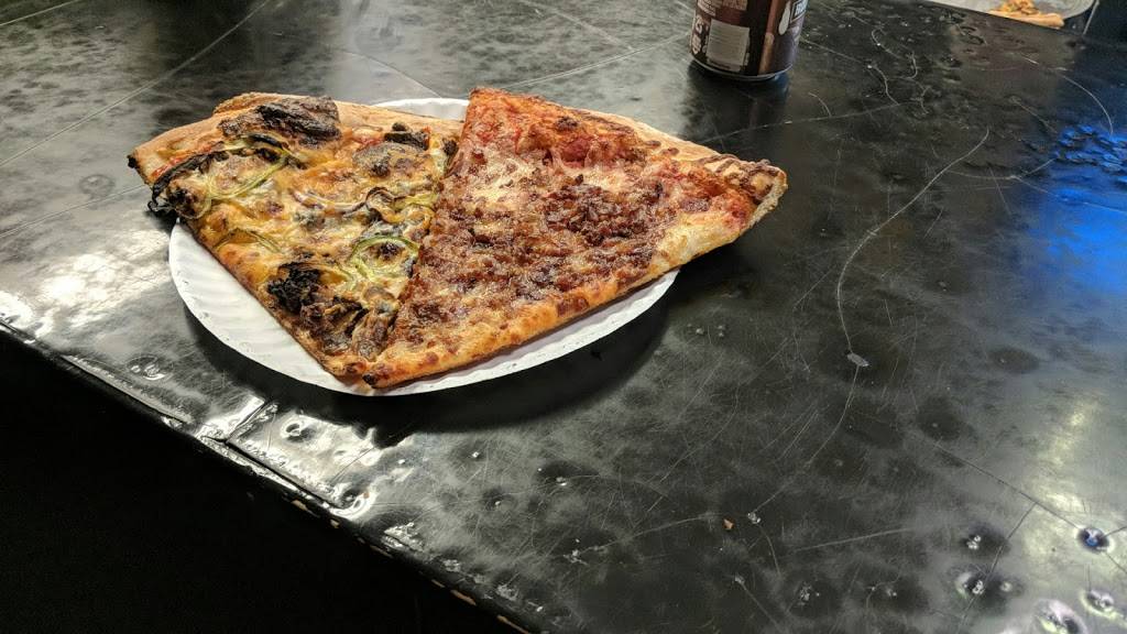 Canyon Pizza | restaurant | 219 E Beaver Ave, State College, PA 16801, USA | 8148675672 OR +1 814-867-5672