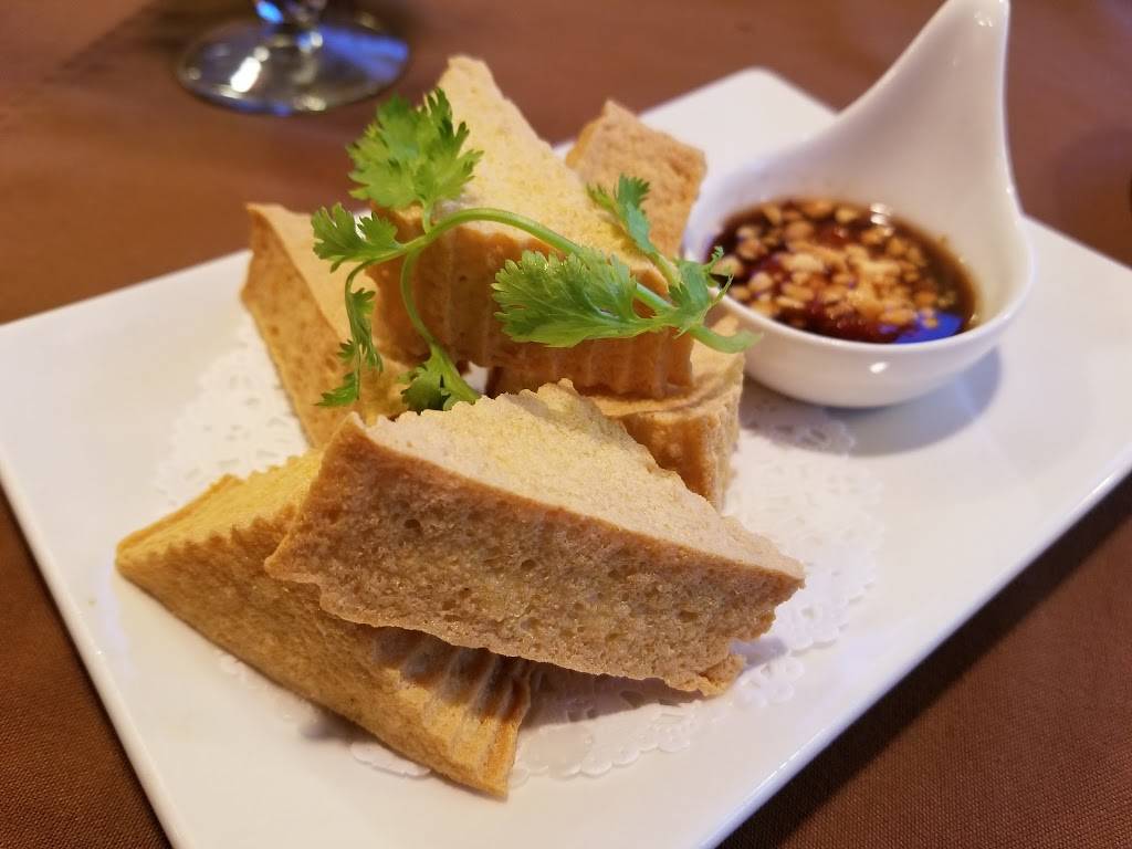 Ploi Thai | meal takeaway | 245 Paterson Ave, East Rutherford, NJ 07073, USA | 2019396799 OR +1 201-939-6799