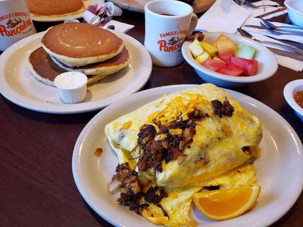Family House of Pancakes | bakery | 1900 E Plaza Blvd, National City, CA 91950, USA | 6194773197 OR +1 619-477-3197