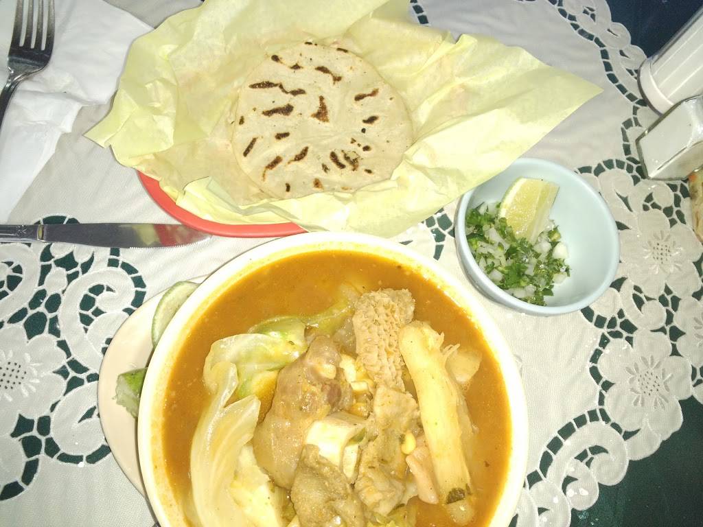 El Amanecer Salvadoreño | restaurant | 3059 W 8th St, Los Angeles, CA 90005, USA | 2133822591 OR +1 213-382-2591