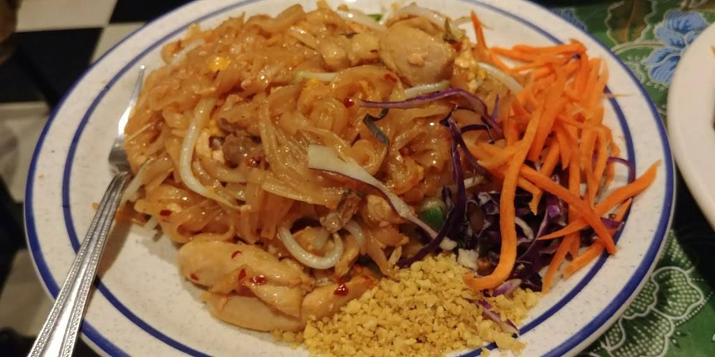 Siam Chan Restaurant | restaurant | 1611 Colby Ave, Los Angeles, CA 90025, USA | 3104444981 OR +1 310-444-4981