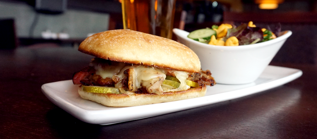 Running Aces Casino, Hotel & Racetrack | restaurant | 15201 Zurich St, Columbus, MN 55025, USA | 6519254600 OR +1 651-925-4600