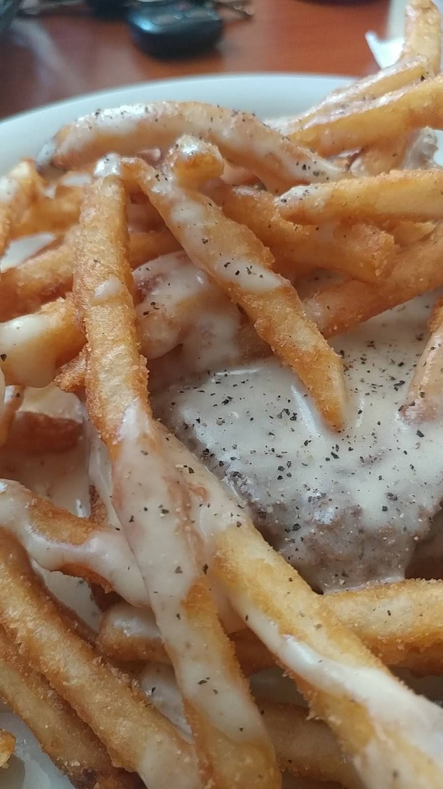 Bunkers LLC | restaurant | 220 Old Rte 36, Illiopolis, IL 62539, USA | 2174865100 OR +1 217-486-5100