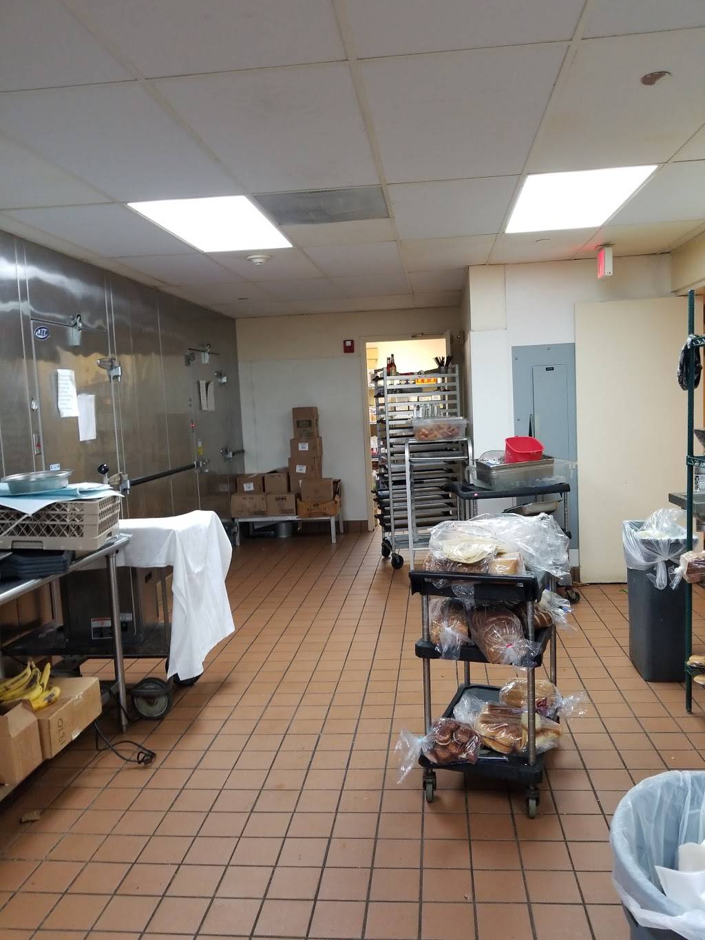 Allgauers Bistro in the Park | restaurant | 11600 W Park Pl, Milwaukee, WI 53224, USA | 4143599823 OR +1 414-359-9823