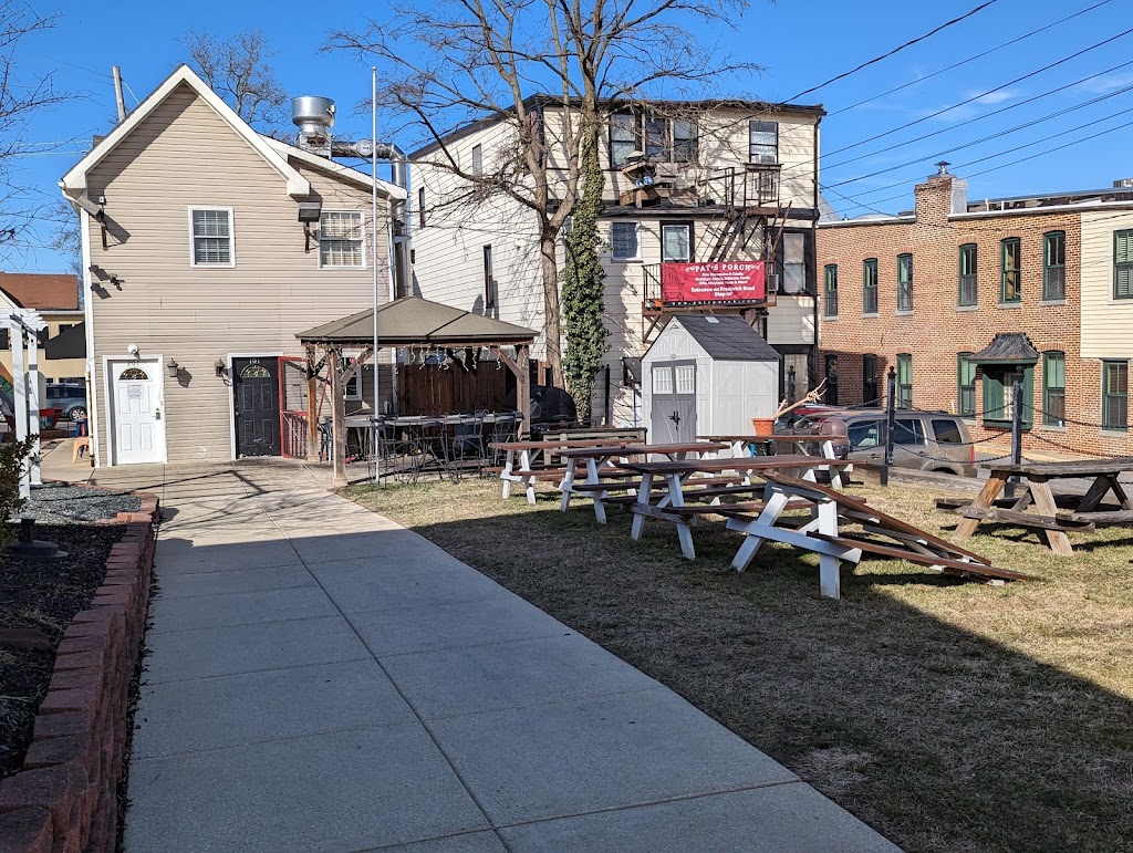 4 House Pit Beef | restaurant | 821 Frederick Rd, Catonsville, MD 21228, USA | 4436365317 OR +1 443-636-5317