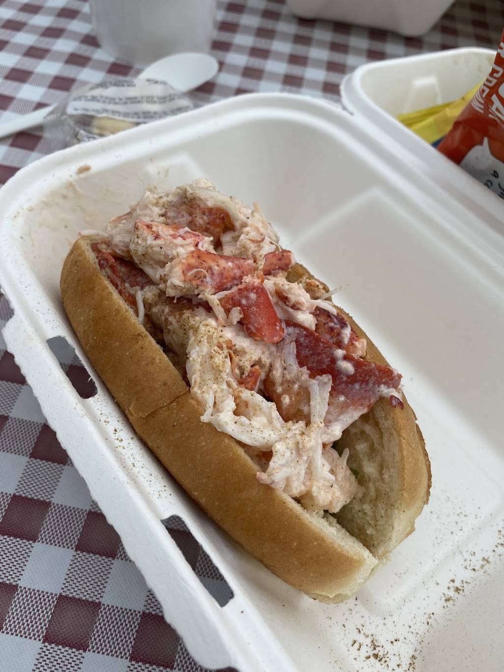 Macs New England Lobster Rolls | restaurant | 1240 N Hwy A1A, Indialantic, FL 32903, USA | 8287734971 OR +1 828-773-4971